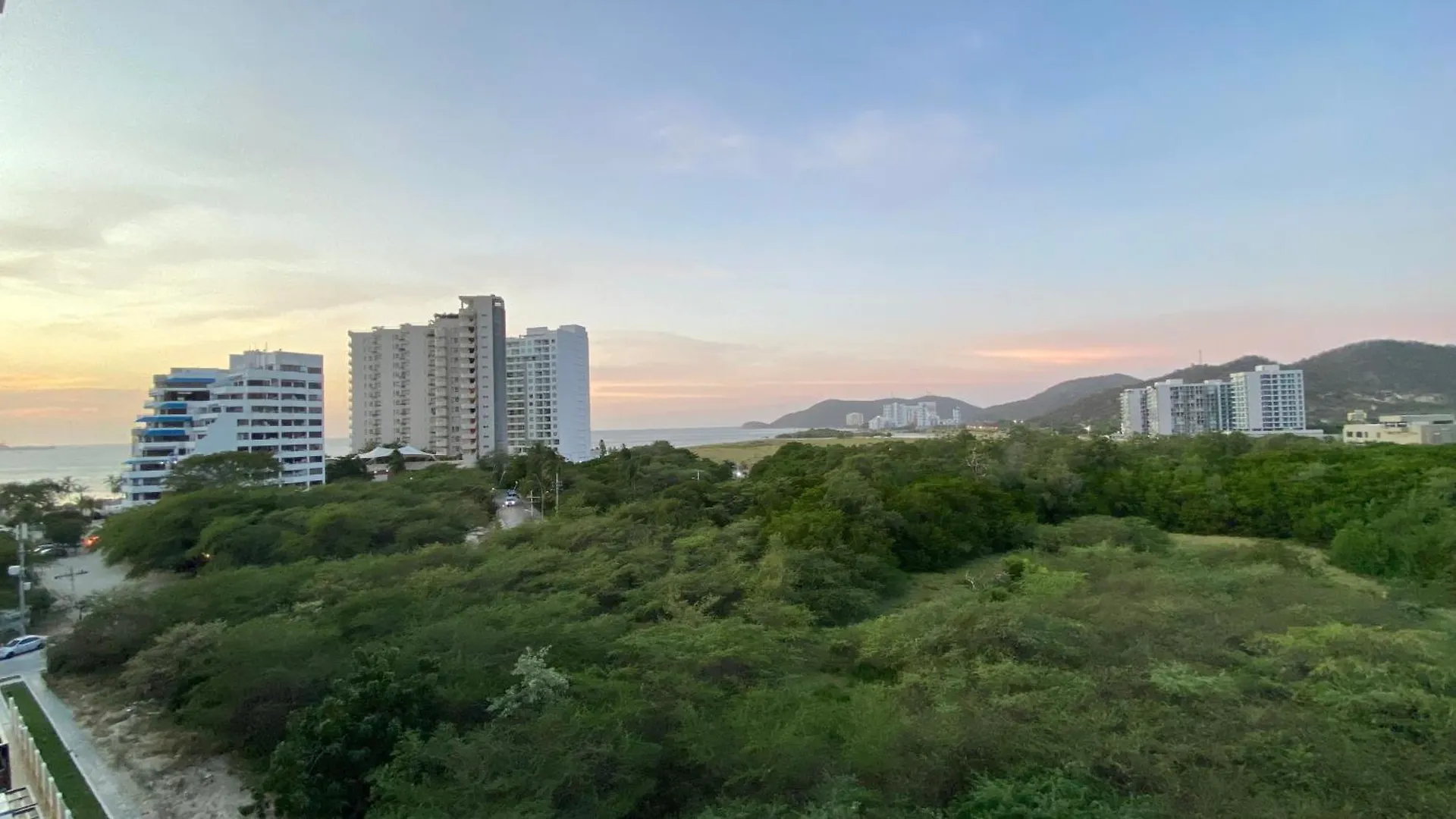 Apartamento Inteligente Dotado Para Vacacionar Y Vivir Santa Marta  Aparthotel